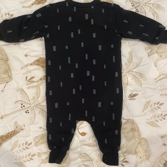 Miles The Label Baby Asymmetrical Zip Romper,Black with Gray 3 months - Picture 3 of 3